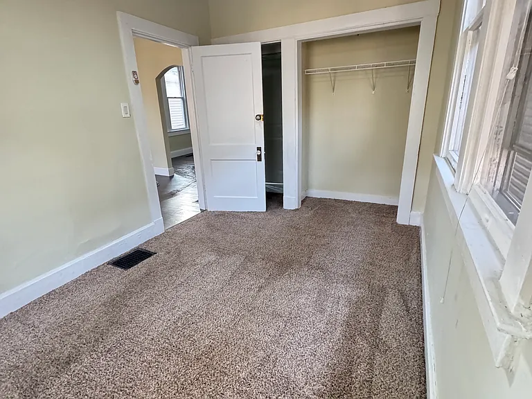 1703 S Garvin St — Photo 5