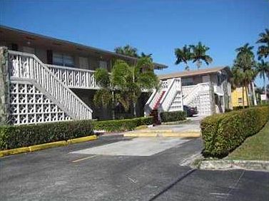 1st image of 890 NW 45th Ave #11