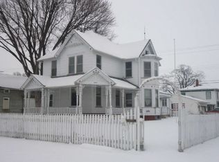 1016 S 10th St, Burlington, IA