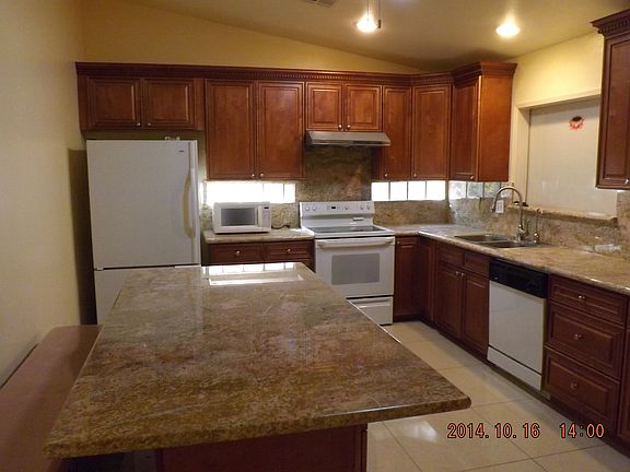 3rd image of 6598 Mountainwood Ln