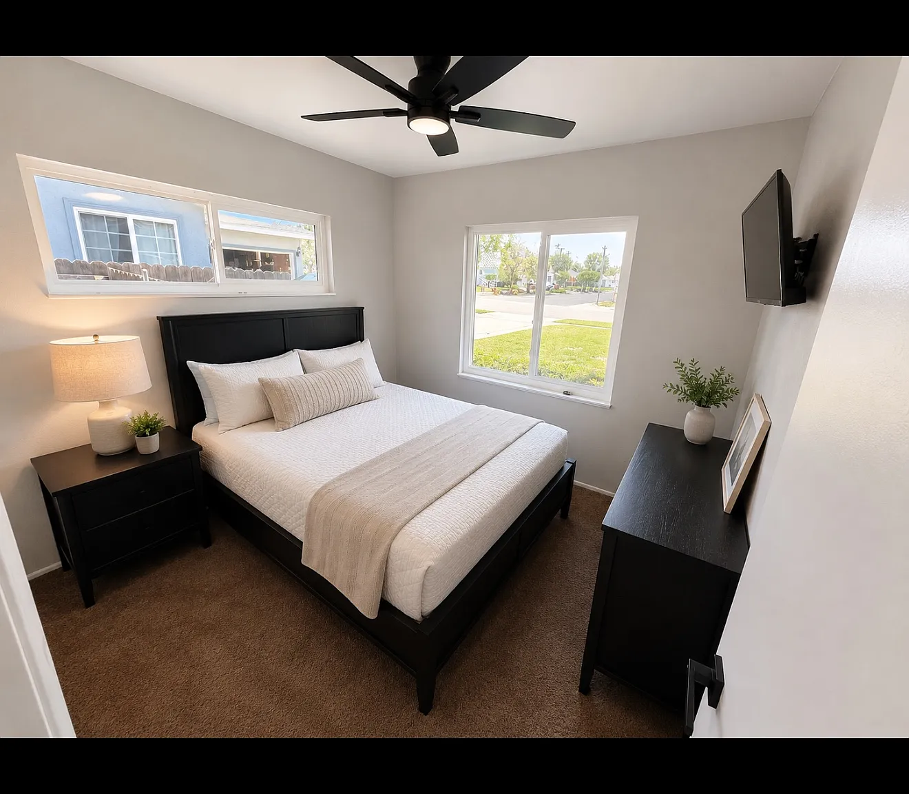 4 bed, 1290 sqft, $1,050 — Photo 1