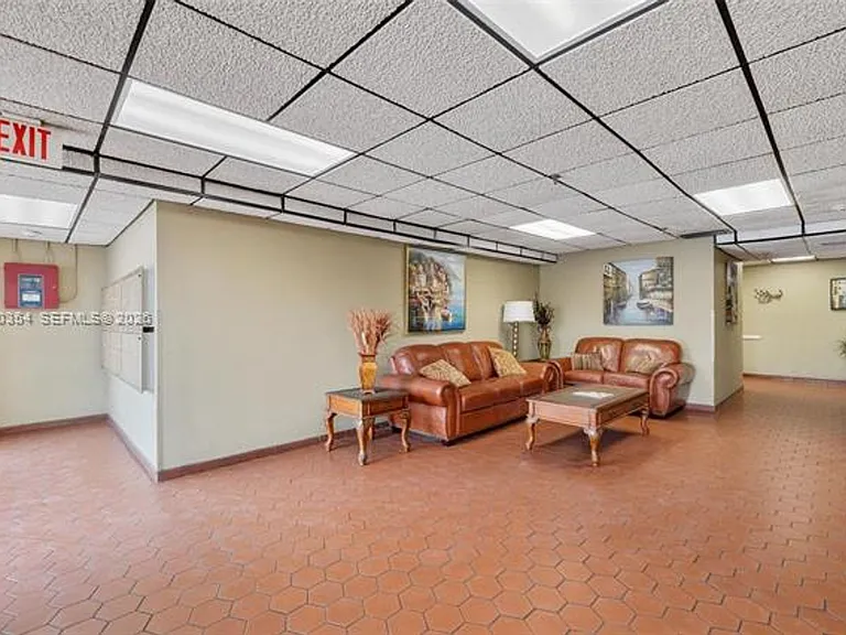 4101 Indian Creek Dr #CU-507 — Photo 4