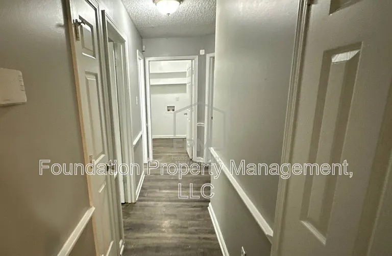 7089 Cobblestone Dr — Photo 12
