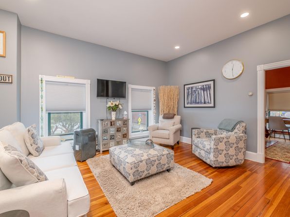 89 Water Street UNIT 2, Hallowell, ME 04347