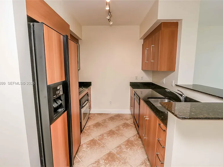 335 Biscayne Blvd #3510 — Photo 9