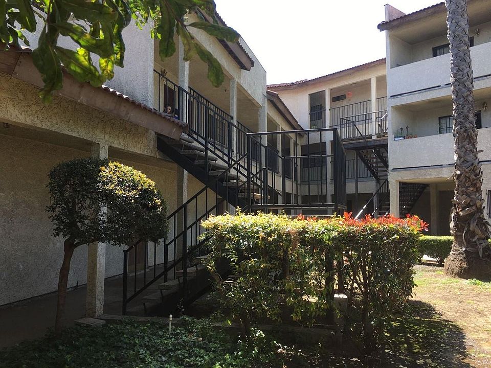 1st image of 2121 El Paseo St #5