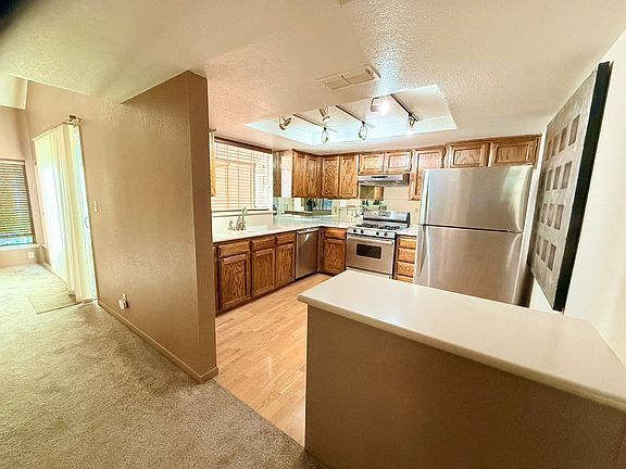5th image of 5 Alameda Park Cir