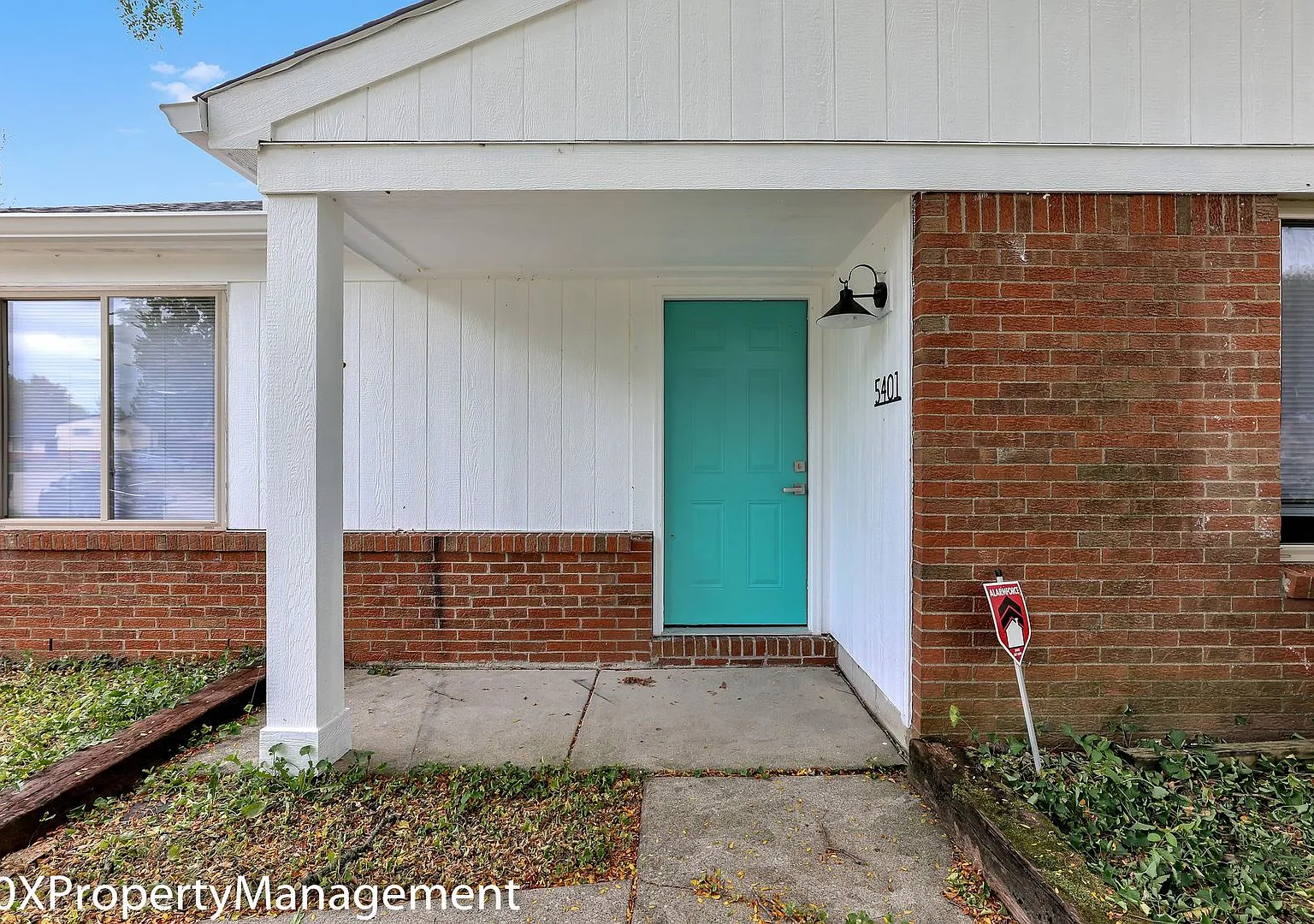 Spacious 3 Bedroom Property with 1 Bath at 5401 Adderley Ave! — Photo 3