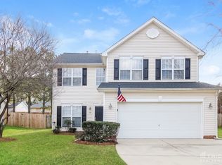 16 Pilot Ridge Ct, Greensboro, NC 27407