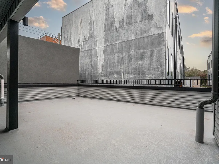 1217 E Columbia Ave #2 — Photo 10