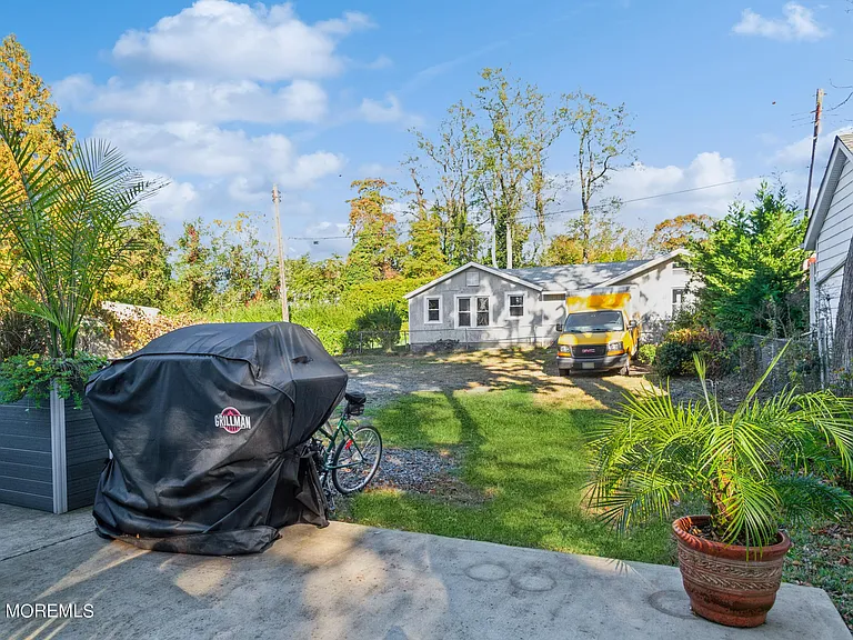 504 Ludlow Ave #WINTER ONLY — Photo 26