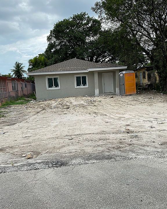 2nd image of 2932 NW 93rd St