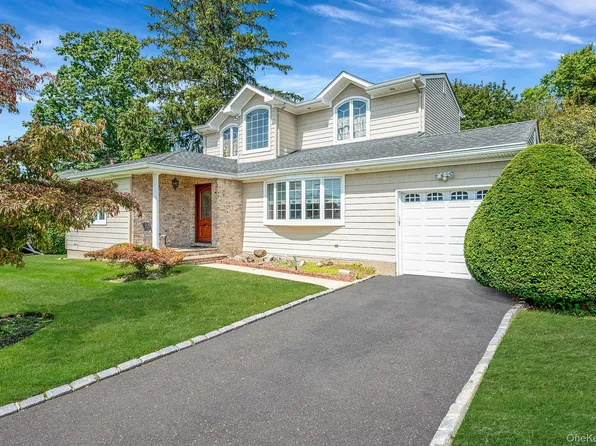 122 Southern Parkway, Plainview, NY 11803