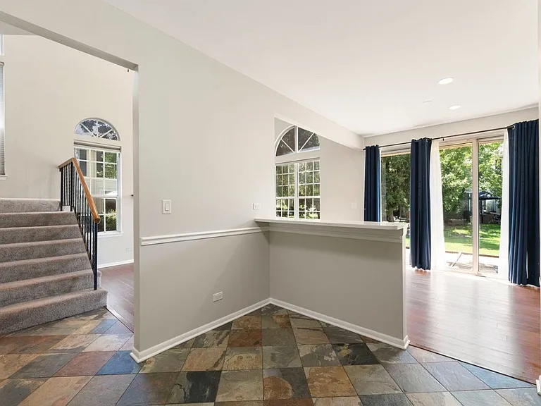 1500 Golfview Dr — Photo 8