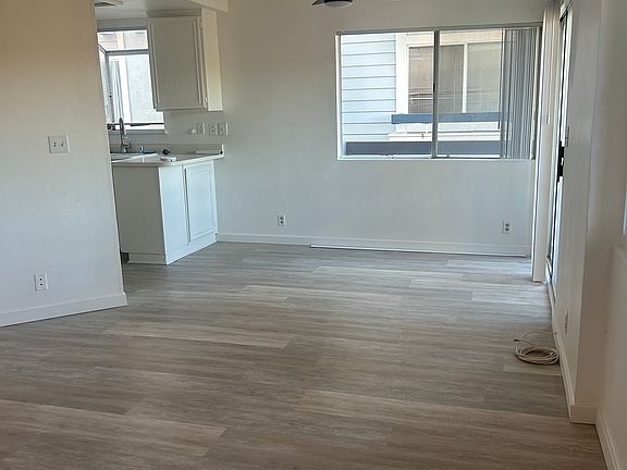 4th image of 26875 Claudette St
