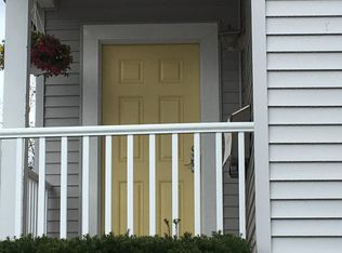 1 Turner Ave, Riverside, RI 02915