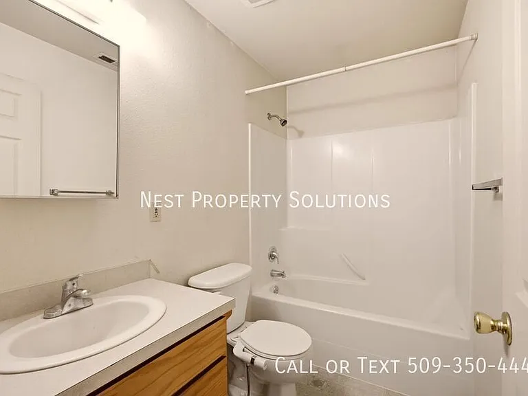 1818 W Crouse St #1 — Photo 16