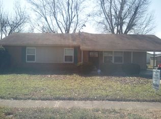 2812 Claremont Ave, Pine Bluff, AR 71601