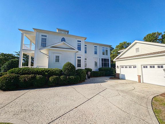3rd image of 136 Cottage Ct.