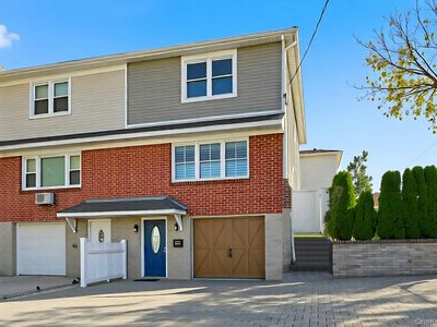 250-04 39th Road, Little Neck, NY, 11363