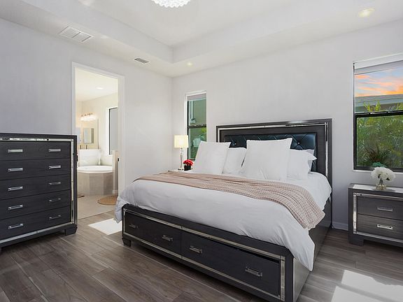 5th image of 3183 Casare Dr