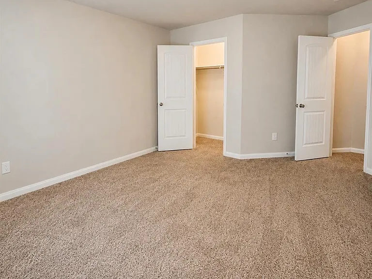 25364 Grotto Falls Ln — Photo 5