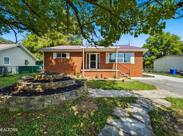 110 Vann Dr, Harriman, TN 37748