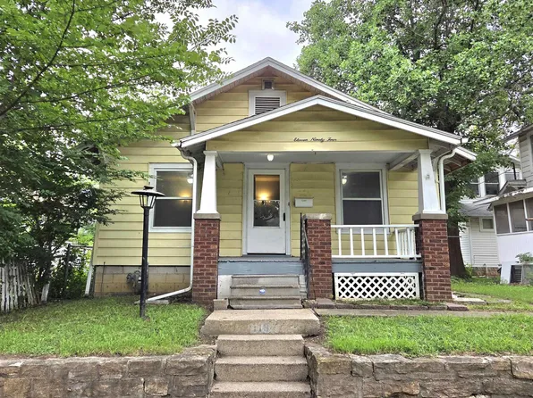 1194 SW Woodward Ave, Topeka, KS 66604