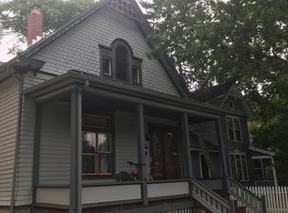 907 Jenifer St APT 1, Madison, WI 53703