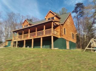 6100 Izaak Walton League Rd, Hiwassee, VA 24347