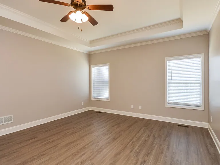 90 Riverstone Dr — Photo 11