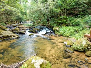 550 Running Deer Rd, Cleveland, GA 30528