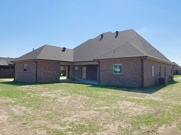 5th image of 210 Beulah Louise Dr