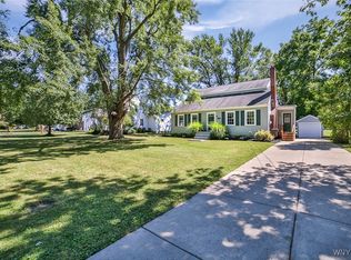 179 Allendale Rd, West Seneca, NY 14224