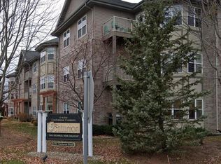 6701 Fairhaven Rd APT 208, Madison, WI 53719