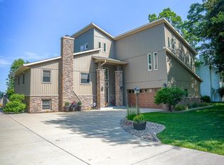 530 Winnebago Ave, Portage, WI 53901