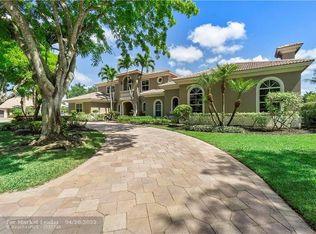 6807 NW 101st Ter, Parkland, FL 33076