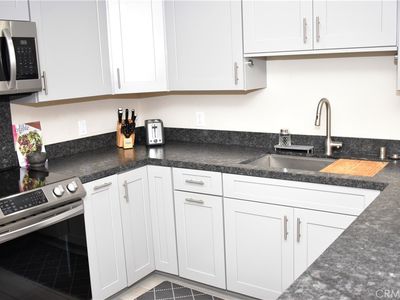 6815 Remmet Ave Unit 213, Canoga Park, CA, 91303