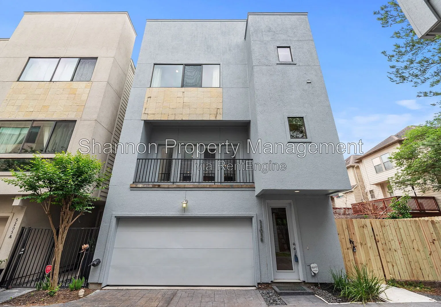 3 bed, 3.5 bath, 2300 sqft, $4,500 — Photo 1