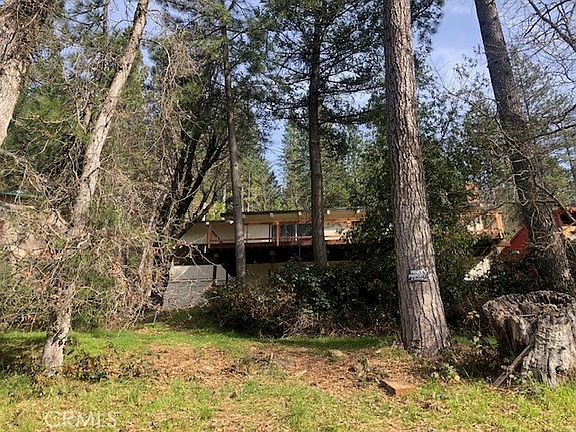 3rd image of 16345 Tee Rd