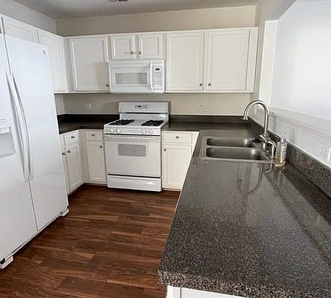 5th image of 975 Serendipity Dr