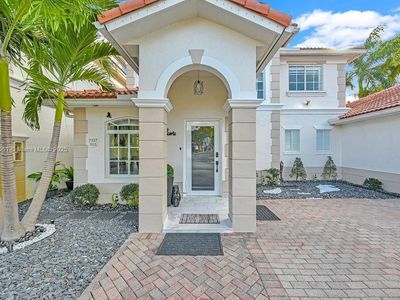 7327 NW 173rd Dr APT 103, Hialeah, FL, 33015