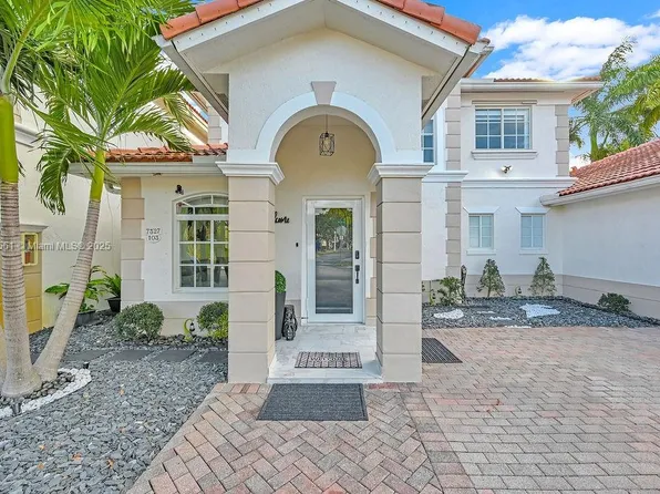 7327 NW 173rd Dr APT 103, Hialeah, FL 33015
