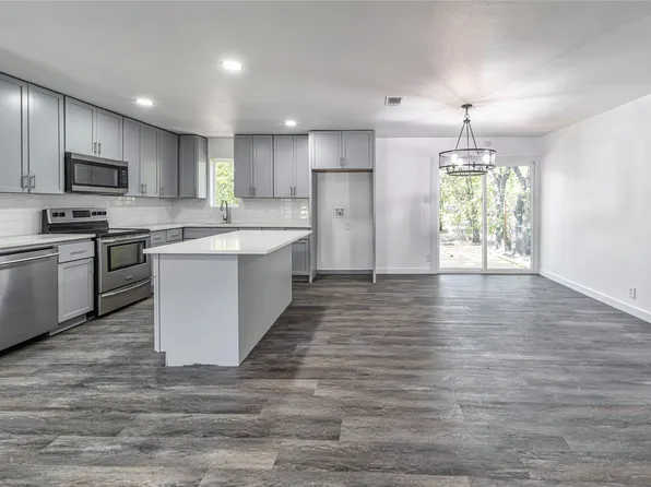 743 N Saint Augustine Dr, Dallas, TX 75217