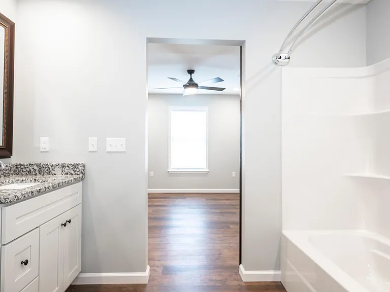 713 Lorene Cir #6 — Photo 17