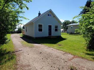 531 65th St, Edson, AB T7E1M2