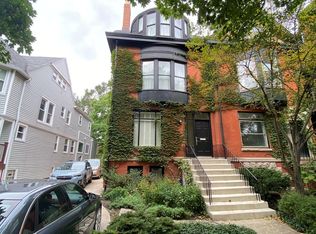 5738 S Blackstone Ave, Chicago, IL 60637