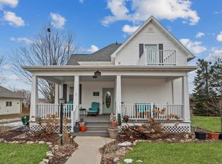 322 S Main St, Mishicot, WI 54228