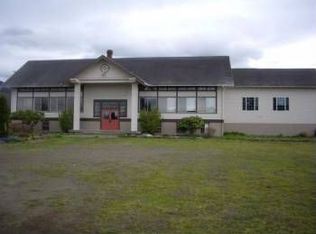 7095 Fairview Rd, Tillamook, OR 97141