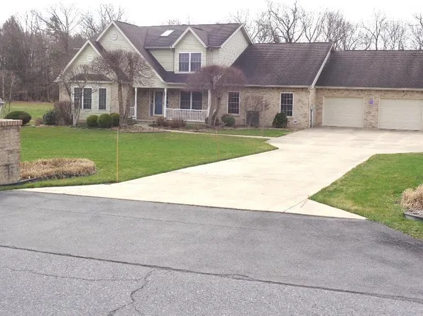 129 Rolling Hills Rd, Johnstown, PA 15905